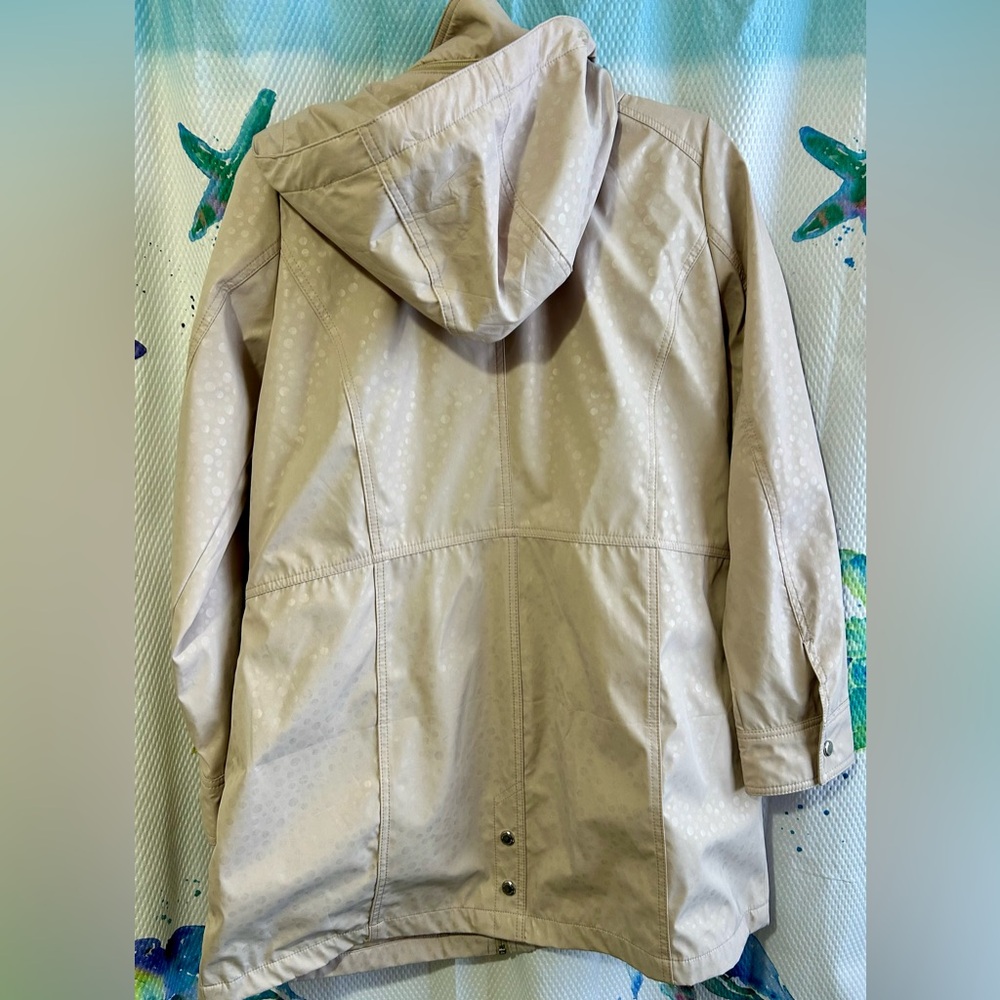 Weatherproof Beige Raincoat - Picture 2 of 5